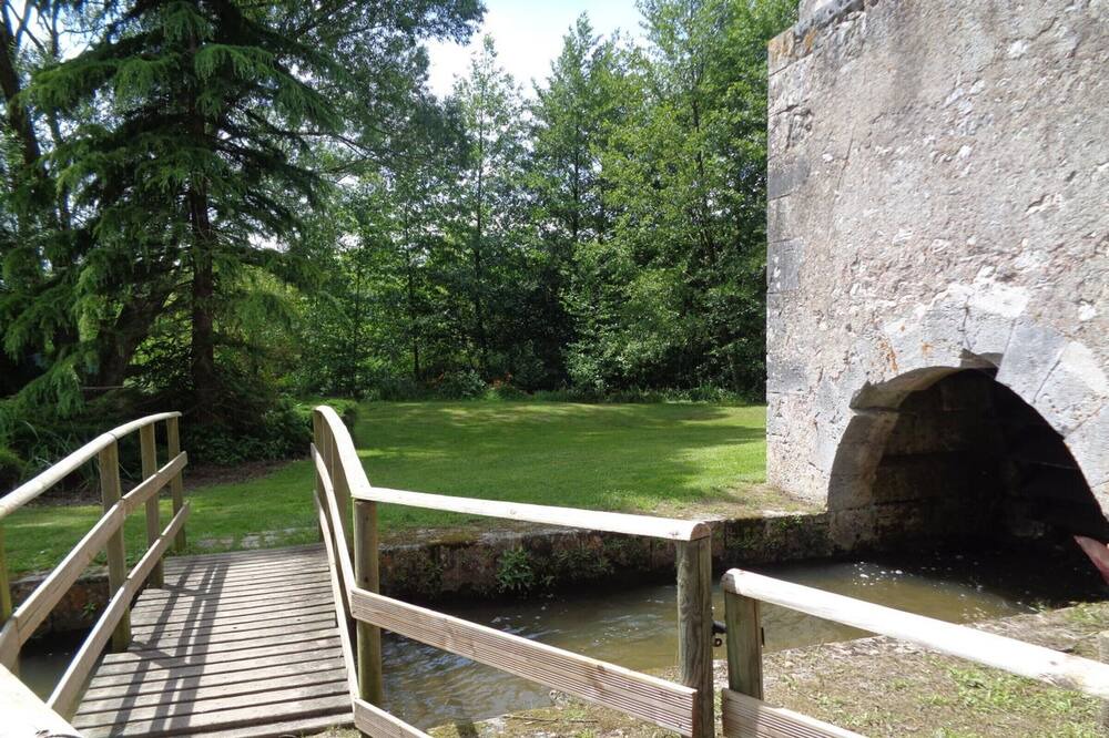 Photo of Outdoor in Fosse