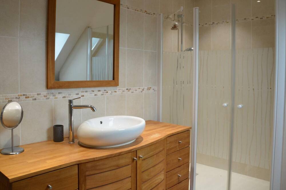 Photo of Bathroom in Pouille