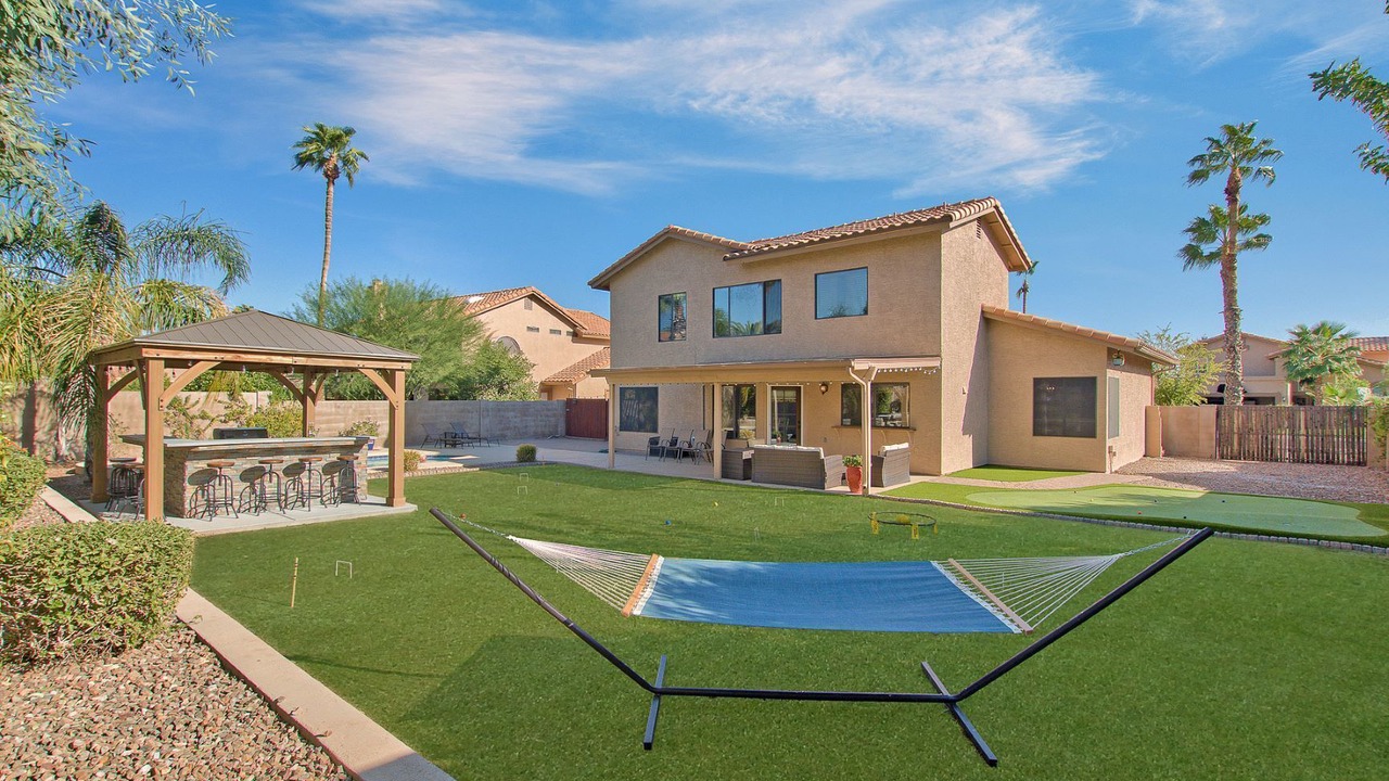 Photo of Outdoor in Paradise Valley Village