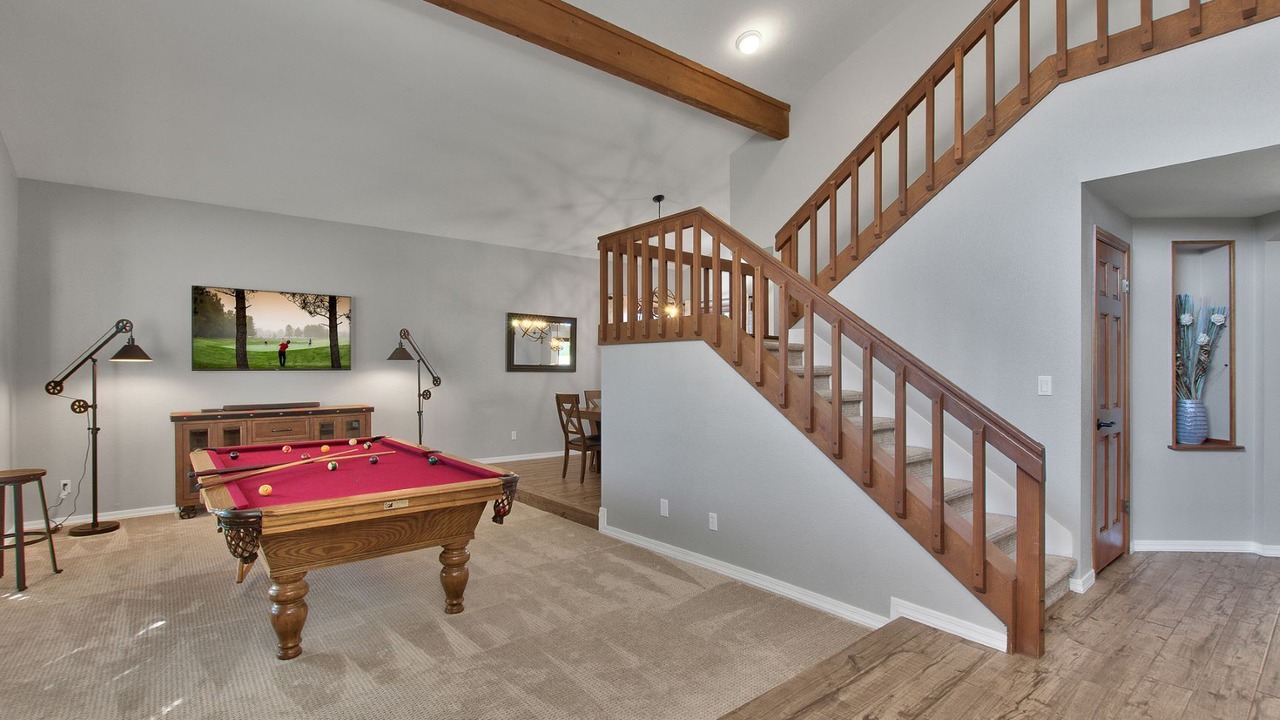 Photo of Bedroom in Paradise Valley Village