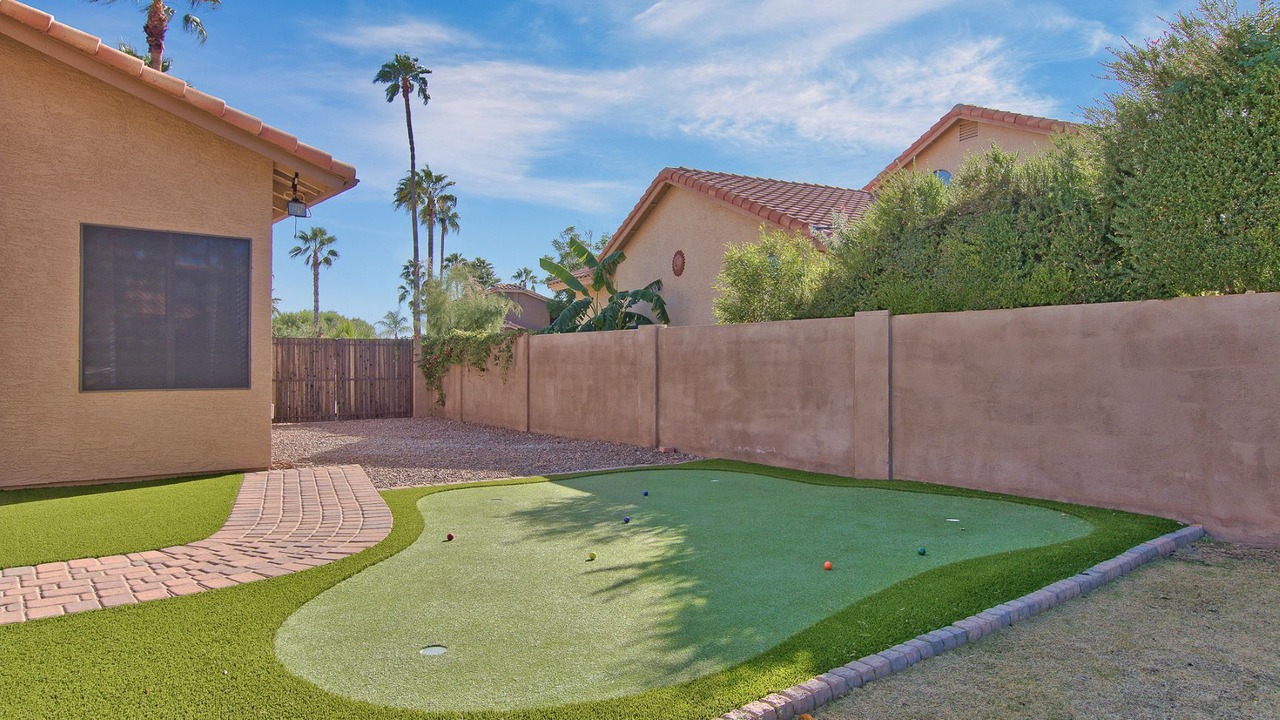 Photo of Outdoor in Paradise Valley Village