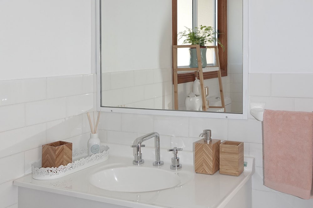 Photo of Bathroom in Bango