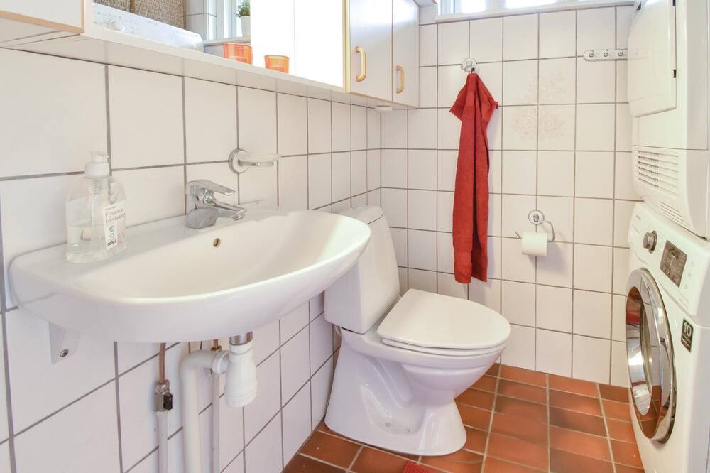 Photo of Bathroom in Mesinge