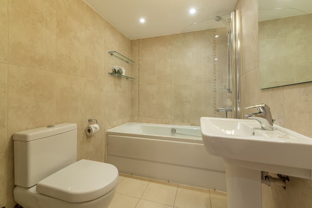 Photo of Bathroom in Carbis Bay