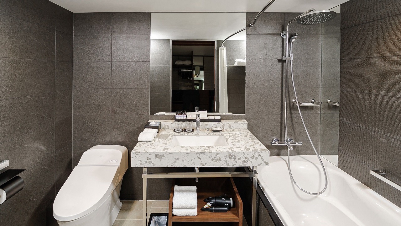 Photo of Bathroom in Chinatown