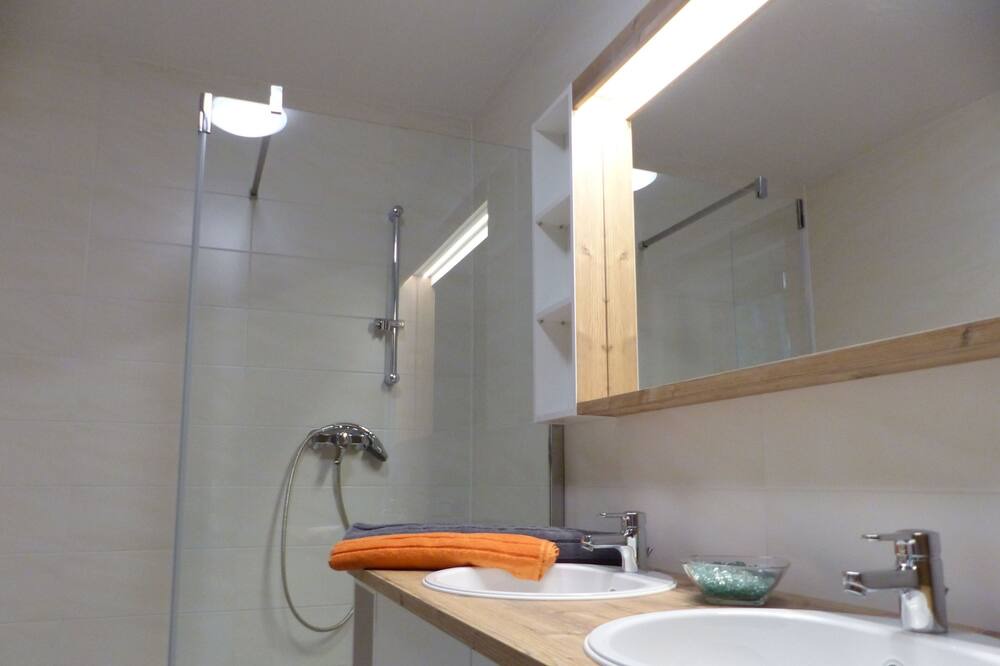Photo of Bathroom in Stubenberg