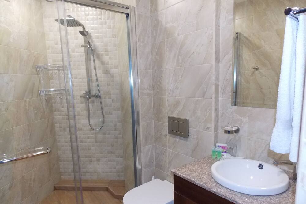 Photo of Bathroom in Kentron