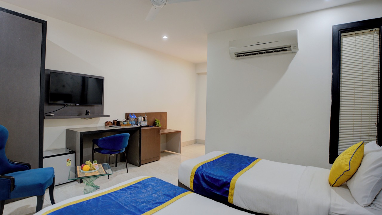 Photo of Bedroom in Sector 40