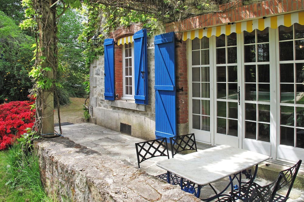 Photo of Outdoor in Lepinas