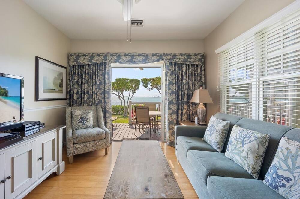 Photo of Livingroom in Marathon