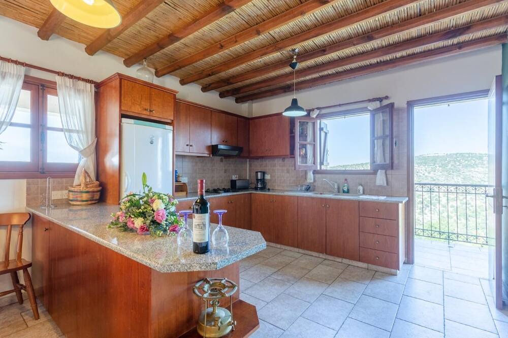 Photo of Kitchen in Peristerona