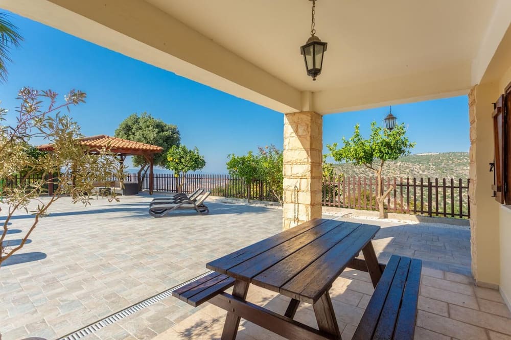 Photo of Patio Balcony in Peristerona