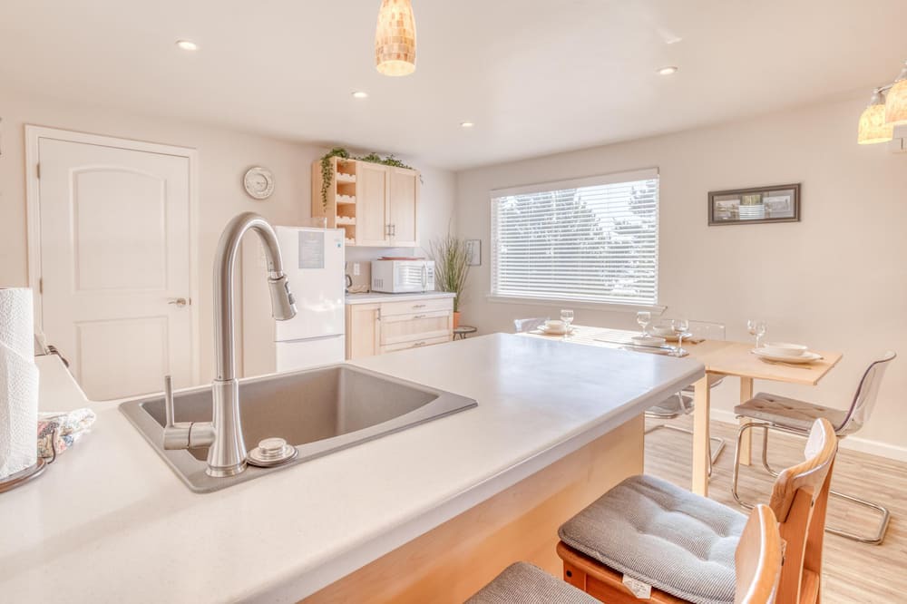 Photo of Kitchen in Neahkahnie Beach