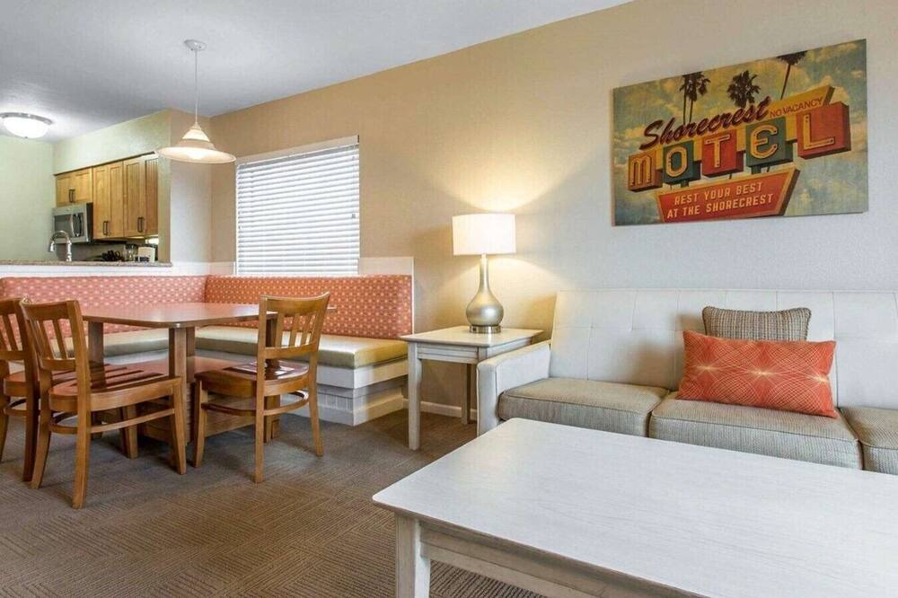 Photo of Livingroom in Politilly Bight