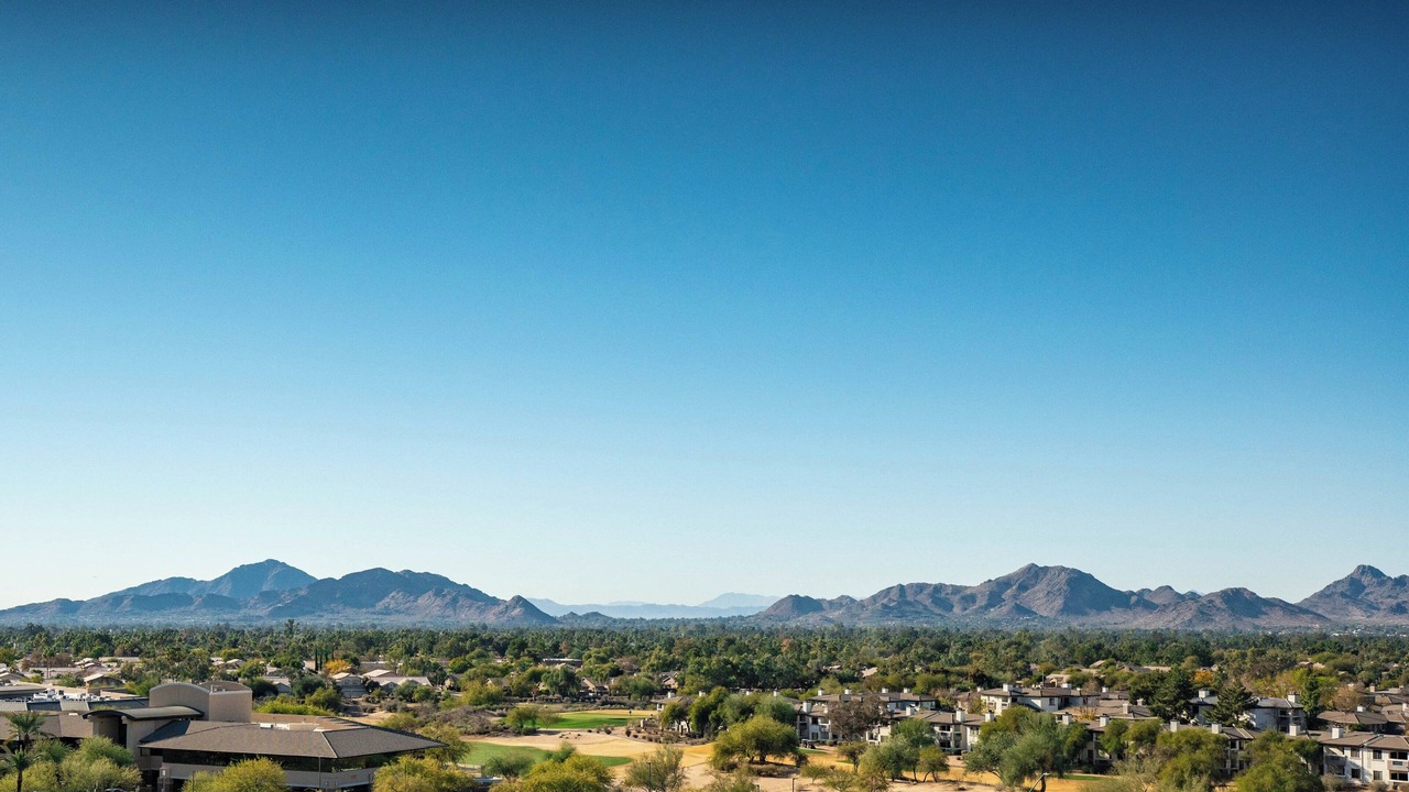 Photo of Bedroom in Paradise Valley Village