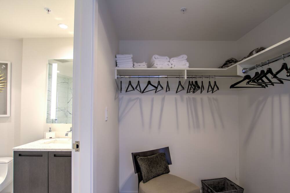 Photo of Bedroom in Coal Harbour