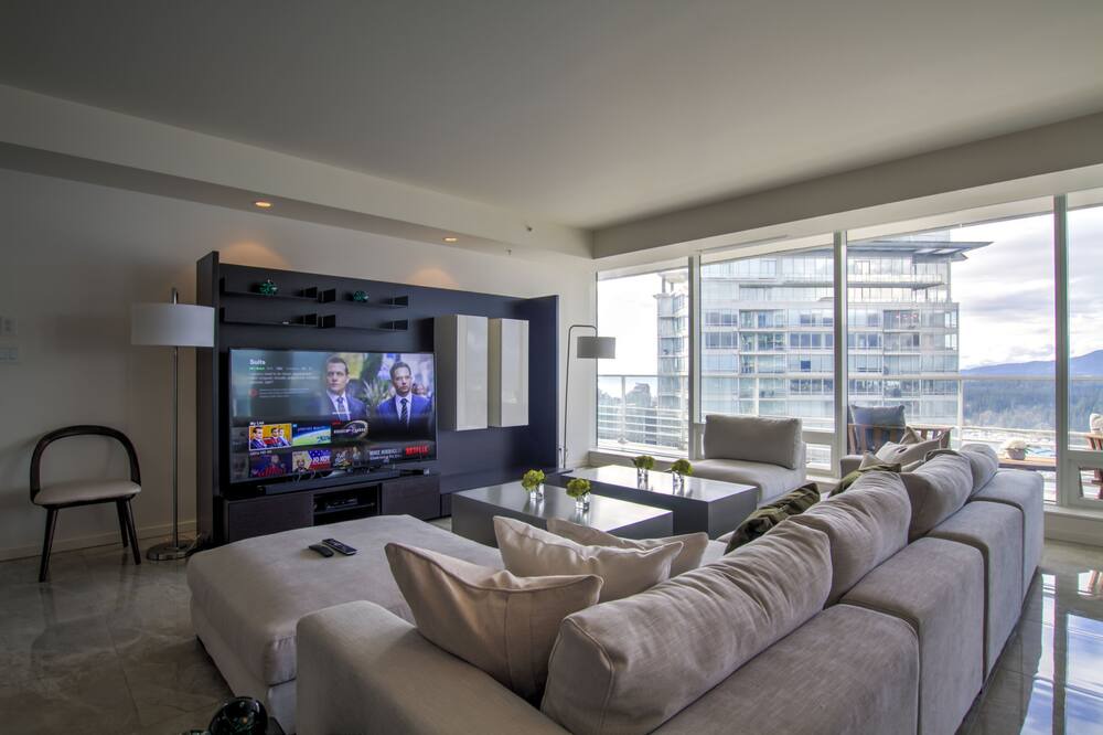 Photo of Livingroom in Coal Harbour