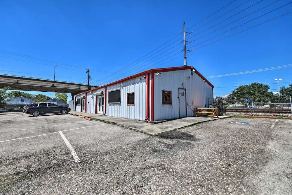 Photo of Outdoor in Greater East End