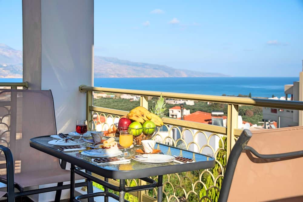 Photo of Patio Balcony in Dempla