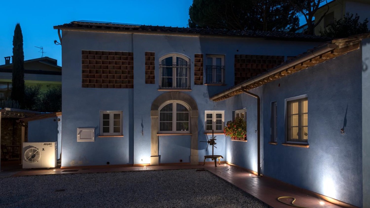 Photo of Buildings in Lucca Historical Center