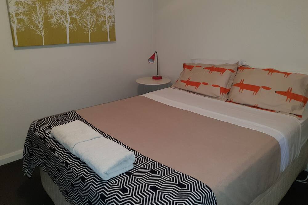Photo of Bedroom in Inglewood