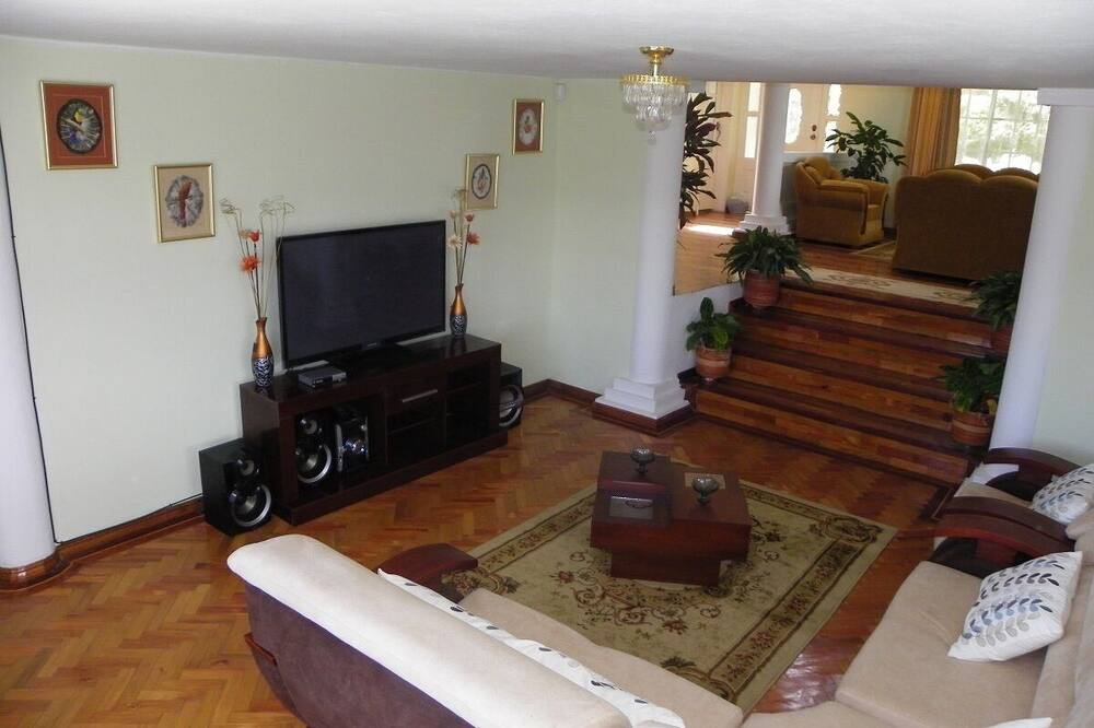 Photo of Bedroom in Alangasi