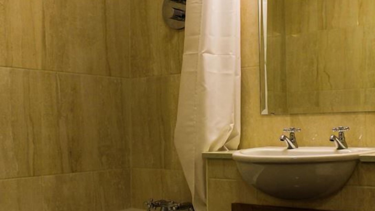 Photo of Bathroom in Tinahely