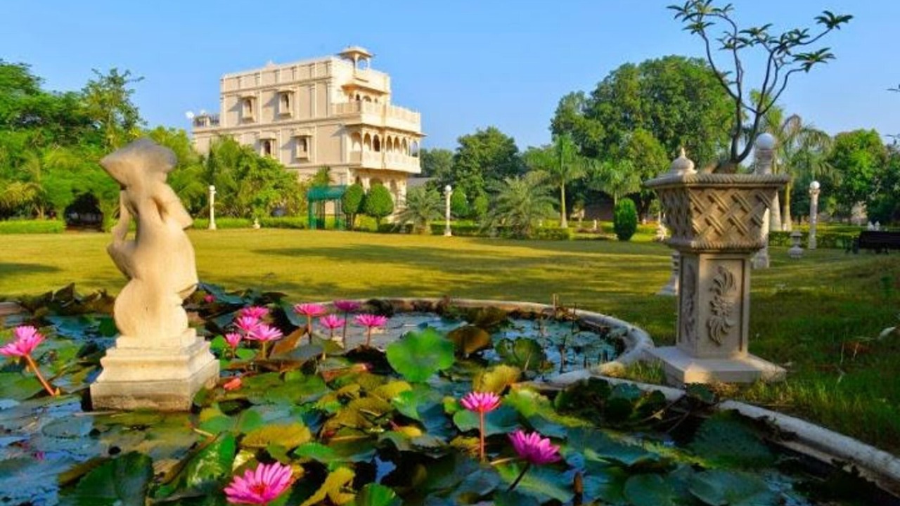 Photo of Outdoor in Khodiyar Pura