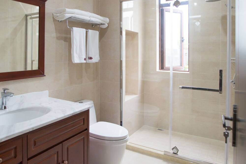 Photo of Bathroom in Tongxiang