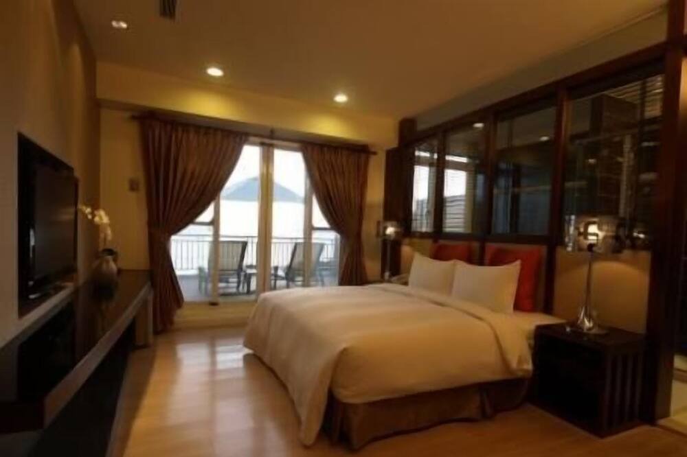 Photo of Bedroom in Big Beach