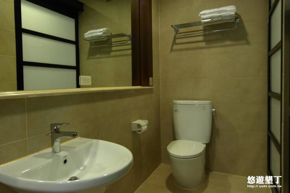 Photo of Bathroom in Big Beach