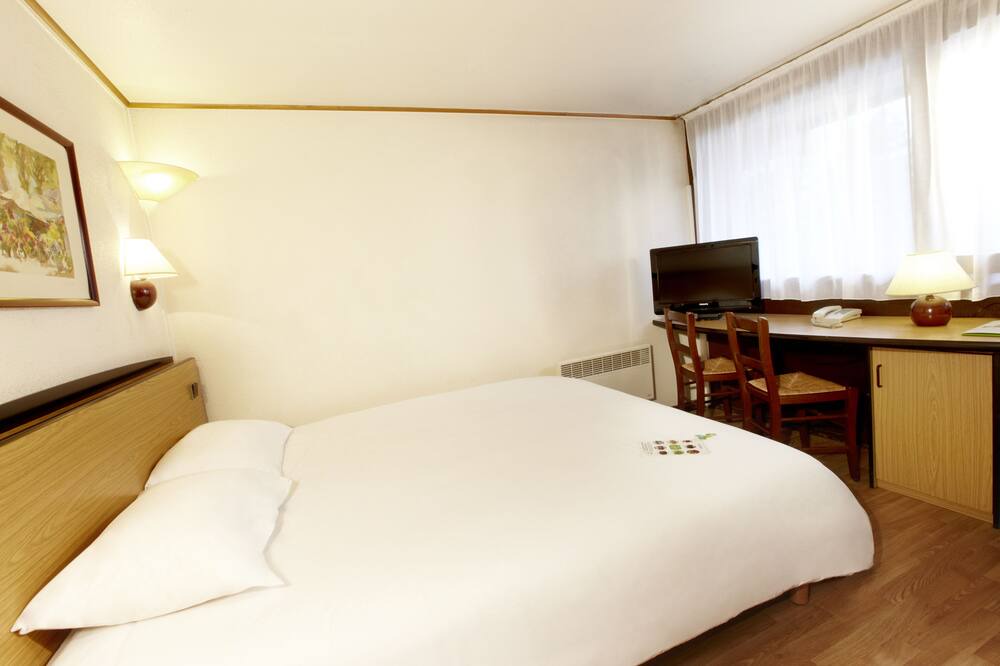 Photo of Bedroom in Langueux