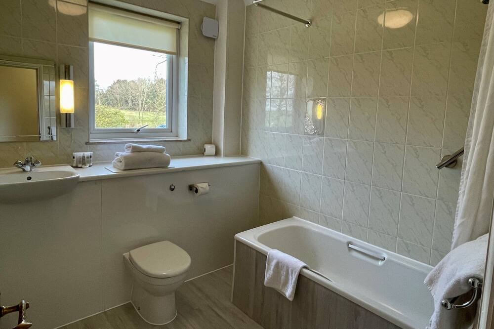 Photo of Bathroom in Tonbridge