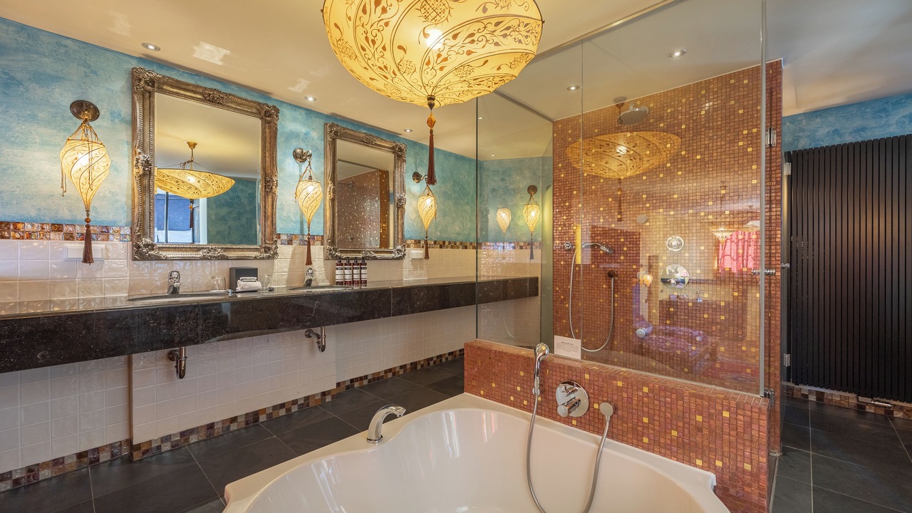 Photo of Bathroom in Nieuwmarkt en Lastage