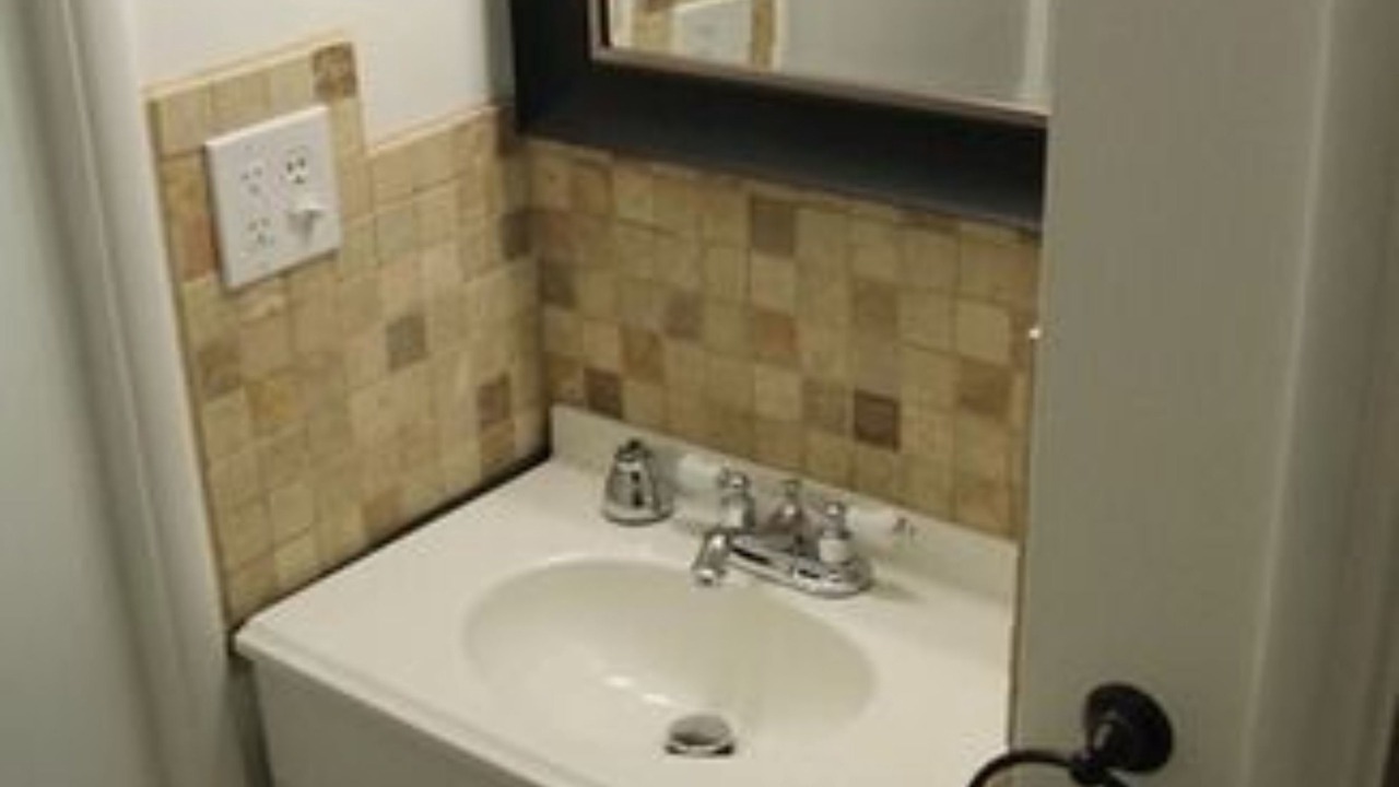 Photo of Bathroom in Reseda