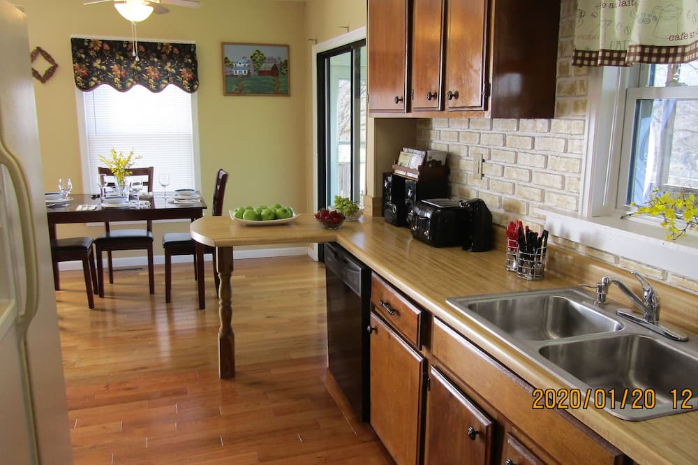 Photo of Kitchen in Buchanan