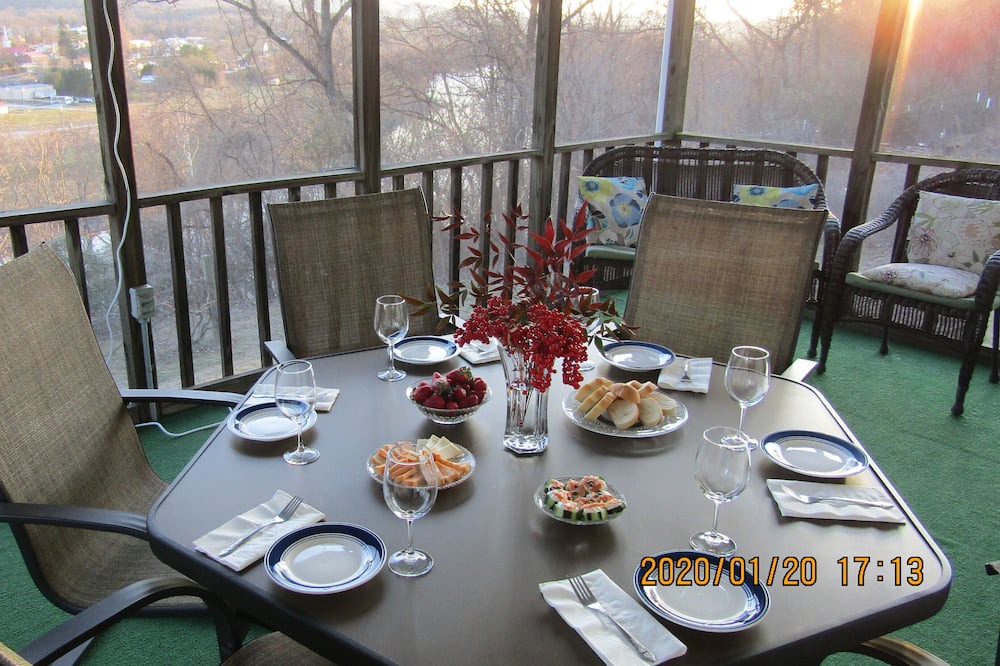 Photo of Patio Balcony in Buchanan