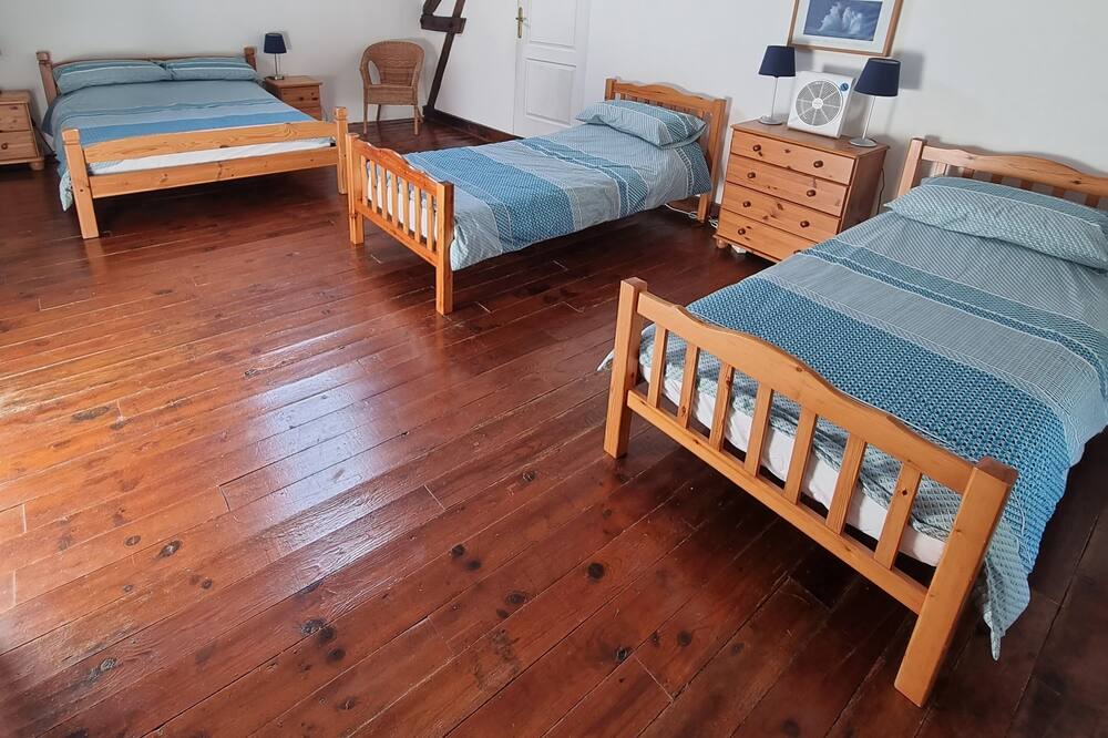 Photo of Bedroom in Janaillat