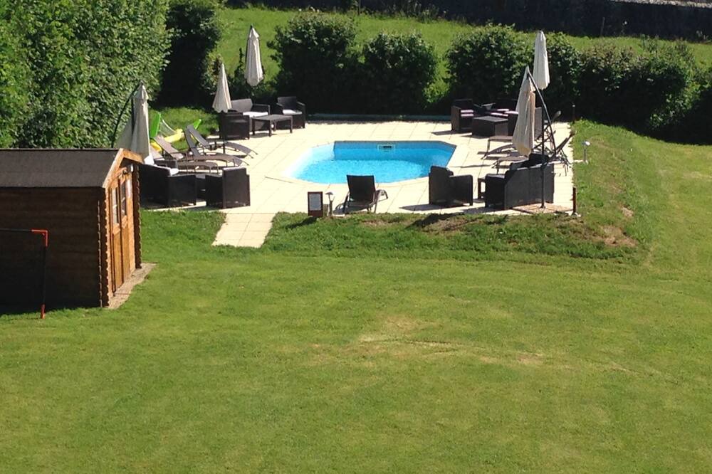 Photo of Outdoor in Janaillat