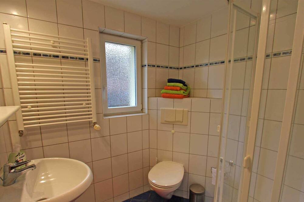 Photo of Bathroom in Roddelin