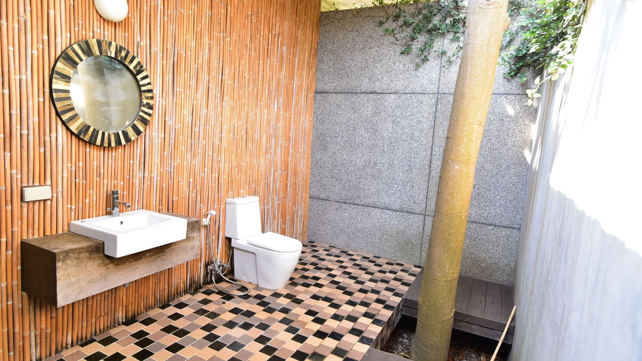 Photo of Bathroom in Phaya Yen