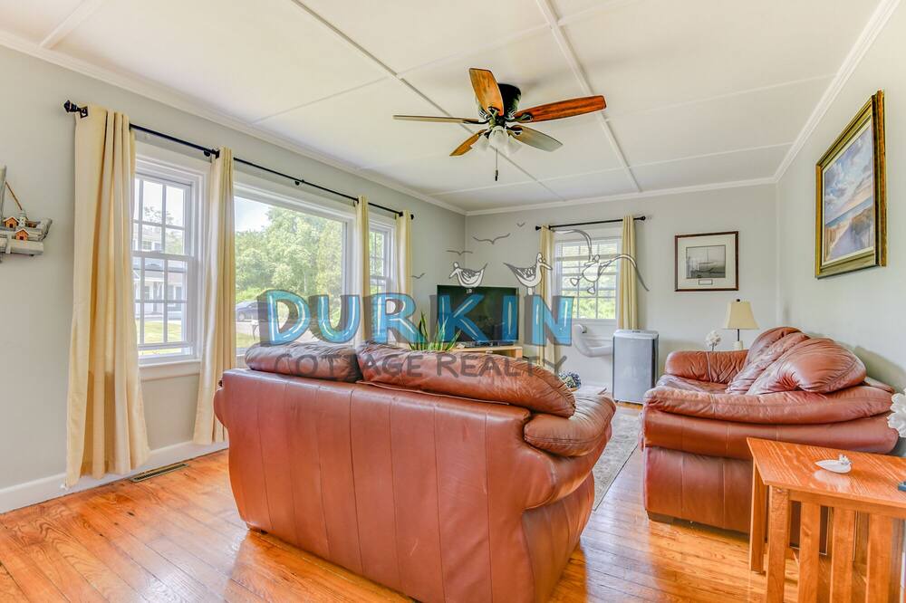 Photo of Livingroom in Narragansett