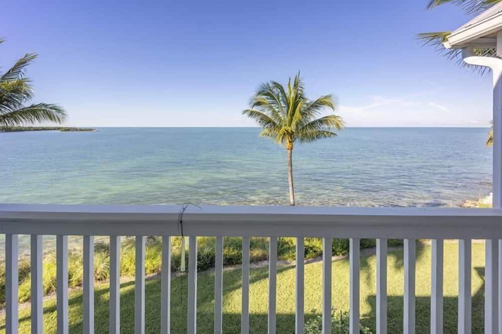Photo of Patio Balcony in Indigo Reef Marina Homes