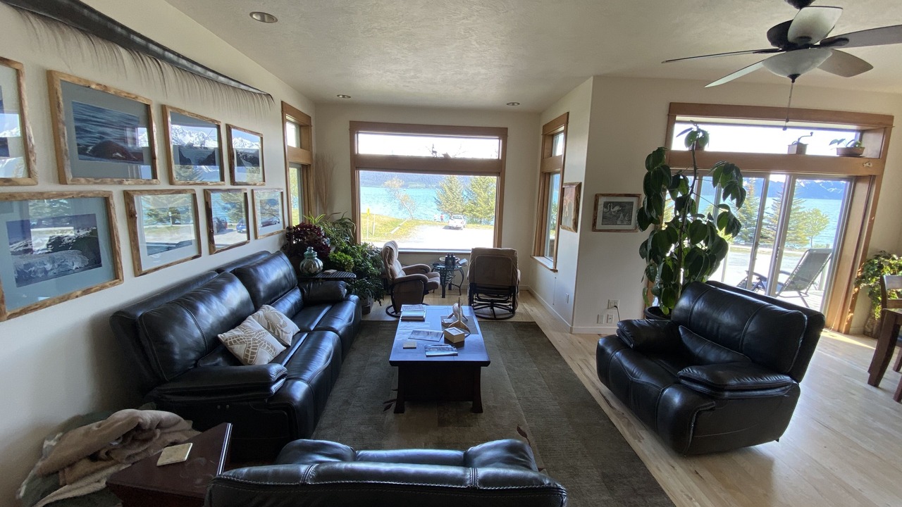 Photo of Livingroom in Seward