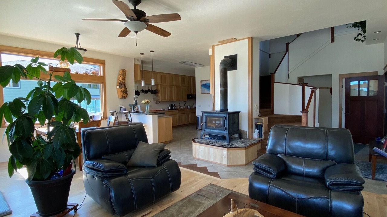 Photo of Livingroom in Seward