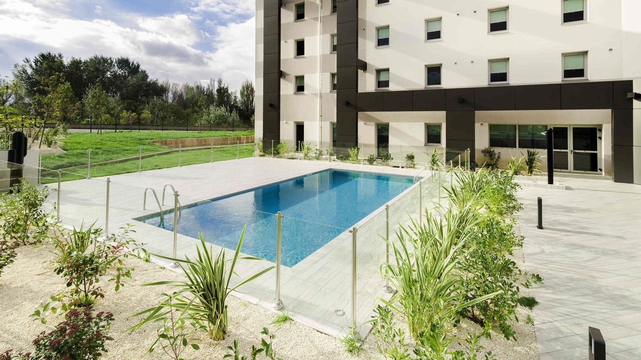 Photo of Outdoor in Valence