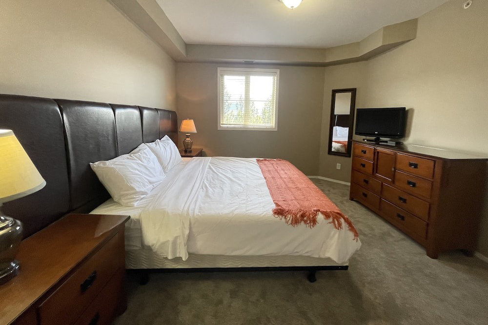 Photo of Bedroom in Quail Ridge