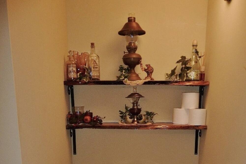 Photo of Bathroom in Hayesville