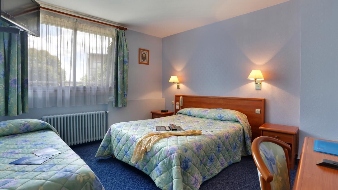 Photo of Bedroom in Contres