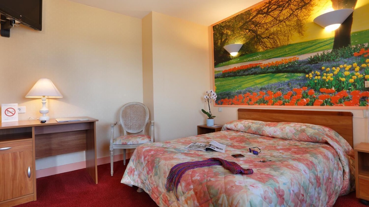 Photo of Bedroom in Contres